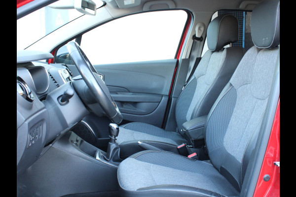 Renault Captur 1.3 TCe 130 Zen | MET TREKHAAK |