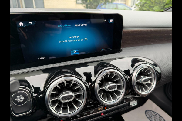 Mercedes-Benz A-Klasse 250 e Premium Plus l Sfeerverlichting l Pano l 360 camera