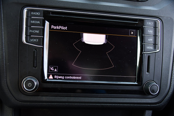 Volkswagen Caddy 2.0 TDI L1H1 Highline Black Edition Adaptieve Cruise, Carplay, 150pk, Automaat, LED, Stoelverwarming, Leder, Multimedia, Voorruit verwarming, Uniek!