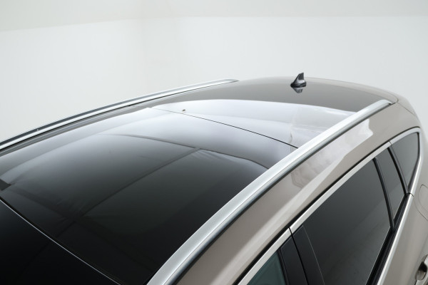 Ford FOCUS Wagon 1.5 EcoBlue Vingale Panorama, Leer, Xenon, Climate, Trekhaak