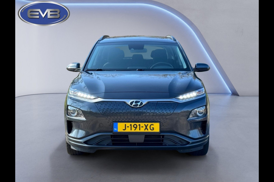 Hyundai Kona EV Comfort 64 kWh, achteruitrijcamera, SOH 100 % adaptief cruise, led verlichting, digitaal cockpit, NL auto met nap