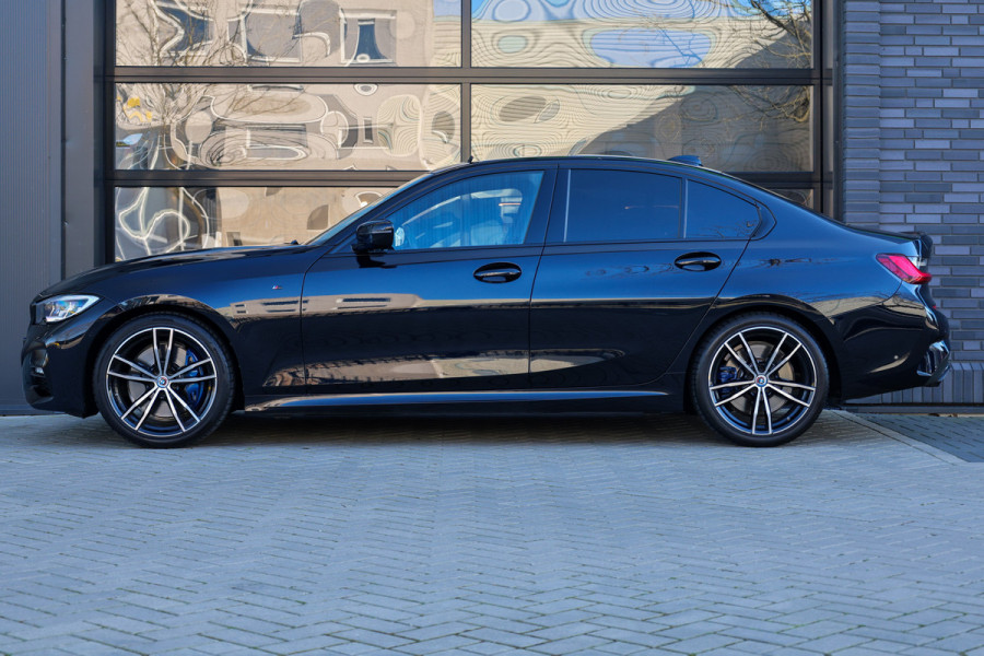BMW 3-serie 330i M-Sport Business Edition Plus | NAP! | TOPSTAAT! | M-SPORT | PANO | LASER | MEMORY | H&K | CARBON INTERIEUR