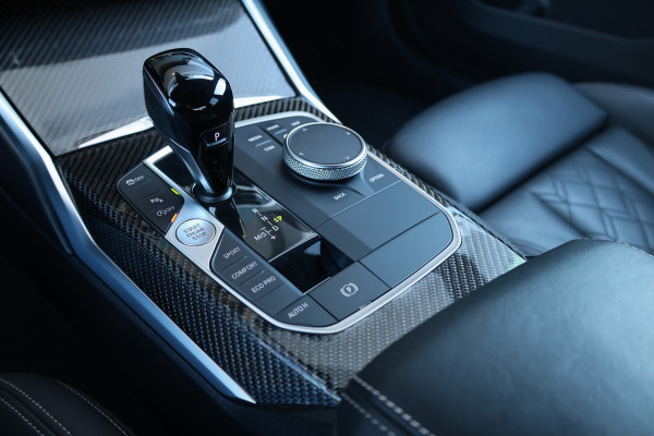 BMW 3-serie 330i M-Sport Business Edition Plus | NAP! | TOPSTAAT! | M-SPORT | PANO | LASER | MEMORY | H&K | CARBON INTERIEUR