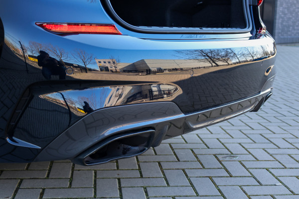 BMW 3-serie 330i M-Sport Business Edition Plus | NAP! | TOPSTAAT! | M-SPORT | PANO | LASER | MEMORY | H&K | CARBON INTERIEUR