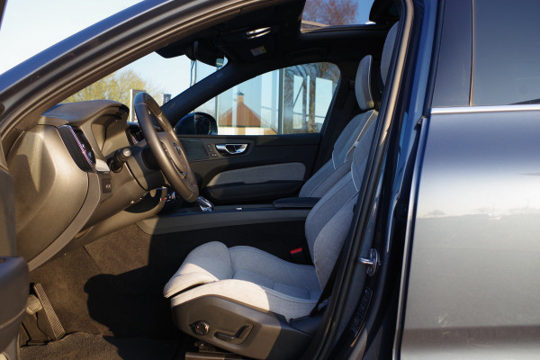Volvo XC60 2.0 T8 Plug-in Hybrid 456 PK AWD Ultimate Bright, Long Range, Panoramadak, Wol Interieur, Trekhaak, 360 Camera