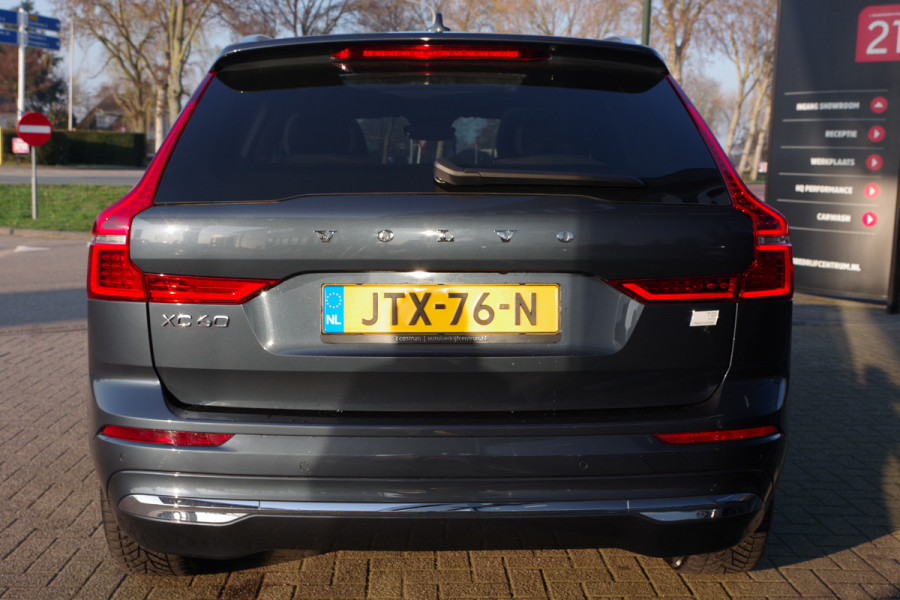 Volvo XC60 2.0 T8 Plug-in Hybrid 456 PK AWD Ultimate Bright, Long Range, Panoramadak, Wol Interieur, Trekhaak, 360 Camera