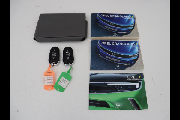 Opel Grandland X 1.6 Turbo Hybrid Business Executive | Stoelverwarming | Adaptive cruise | Camera | Carplay | Stuurverwarming | Navigatie | PHEV | Plug In