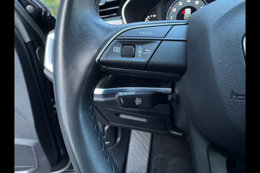 Audi Q3 45 TFSI e edition PHEV / CRUISE CONTROL / CARPLAY / CAMERA / GETINTE RAMEN / BTW / 4-SEIZOENENBANDEN / ECC