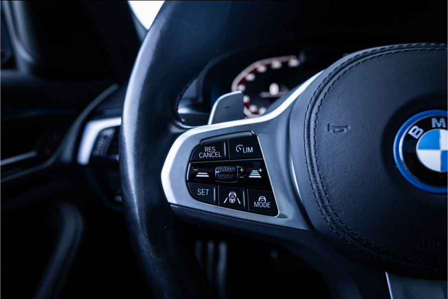 BMW 5 Serie Touring 530e Business Edition Plus - M Sport | Panorama | Elek. Trekhaak | Stoelverwarming