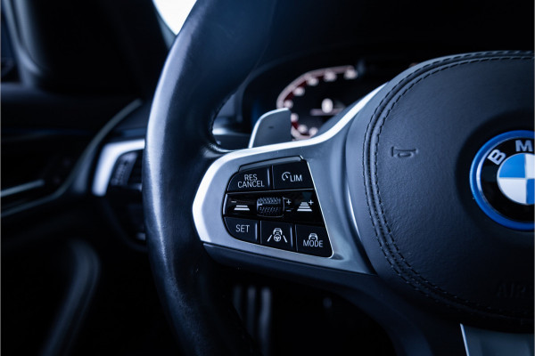BMW 5 Serie Touring 530e Business Edition Plus - M Sport | Panorama | Elek. Trekhaak | Stoelverwarming