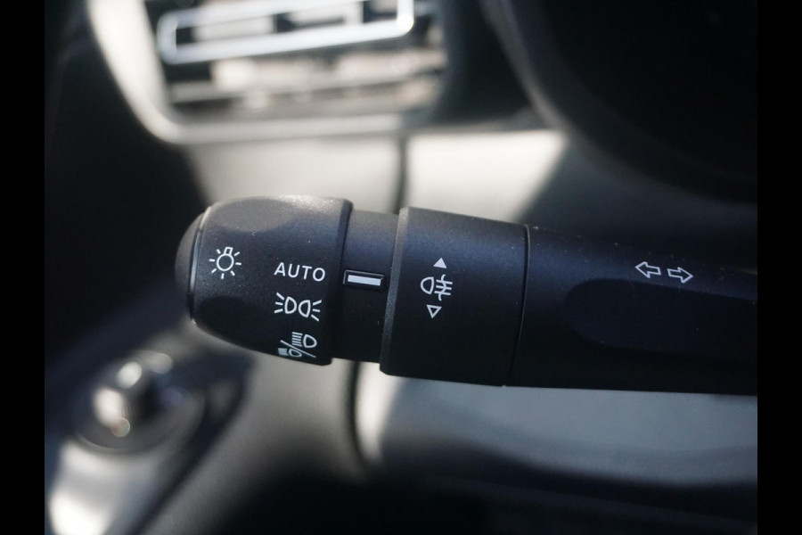 Opel Combo L1 102 Pk. | BPM-vrij | 15 km. | camera | Apple Carplay | betimmering | trekhaak | rijklaarprijs