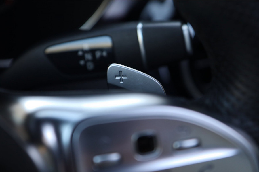 Mercedes-Benz GLC 220d 4MATIC / PANODAK / CAMERA / DODEHOEK / CARPLAY