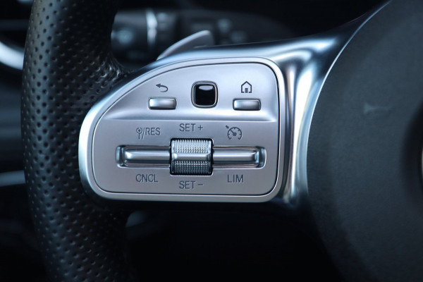 Mercedes-Benz GLC 220d 4MATIC / PANODAK / CAMERA / DODEHOEK / CARPLAY