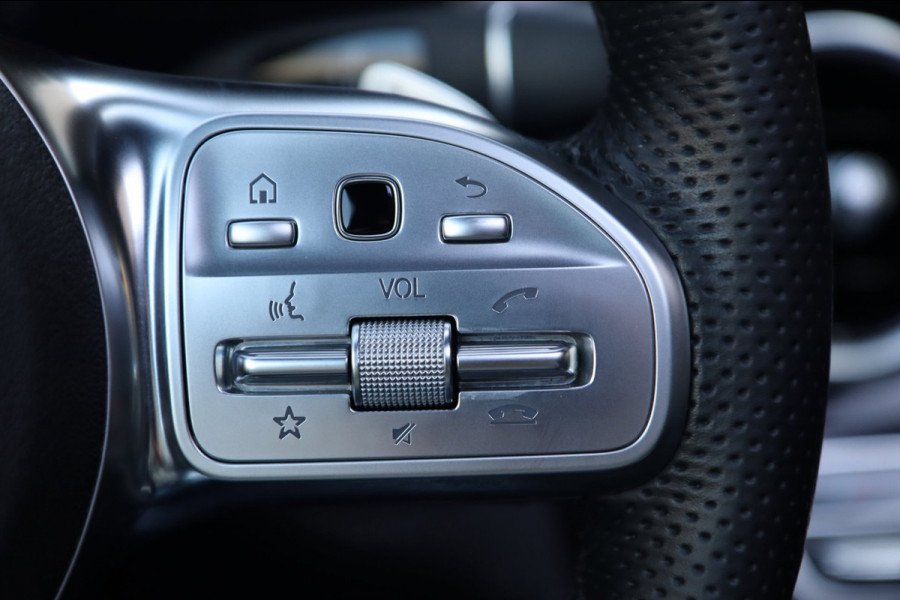 Mercedes-Benz GLC 220d 4MATIC / PANODAK / CAMERA / DODEHOEK / CARPLAY