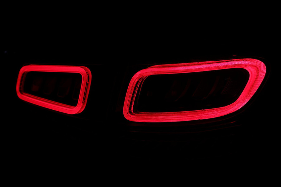 Mercedes-Benz GLC 220d 4MATIC / PANODAK / CAMERA / DODEHOEK / CARPLAY