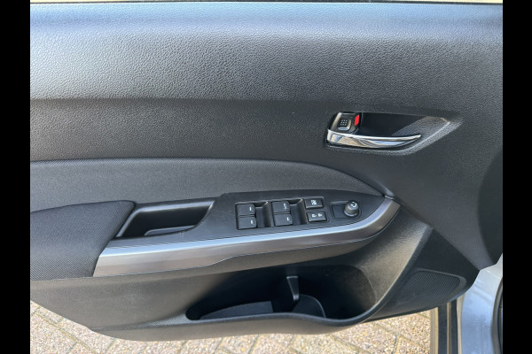 Suzuki Vitara 1.4 Boosterjet Select Smart Hybrid Adaptive cruise Climate control Stoelverwarming Parkeercamera Apple / Android