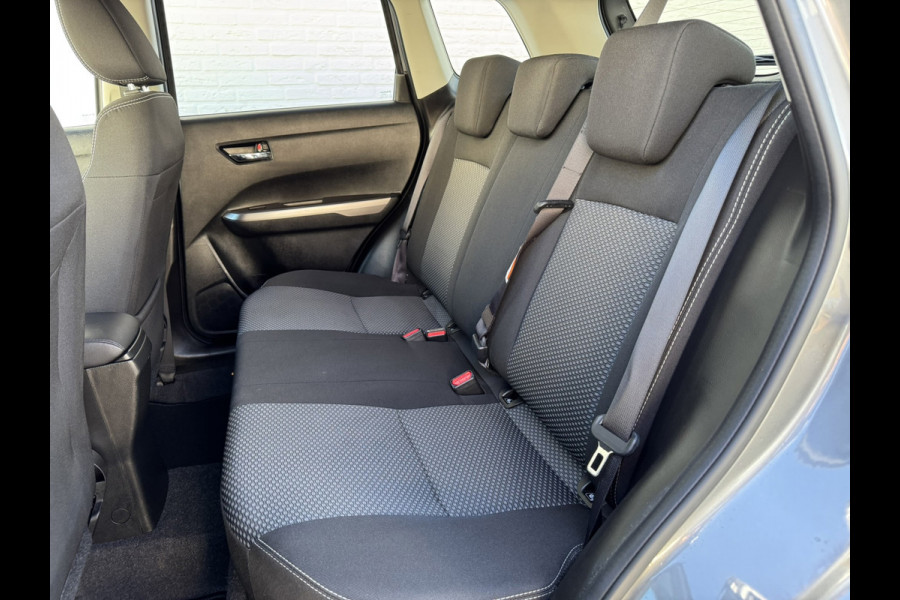 Suzuki Vitara 1.4 Boosterjet Select Smart Hybrid Adaptive cruise Climate control Stoelverwarming Parkeercamera Apple / Android