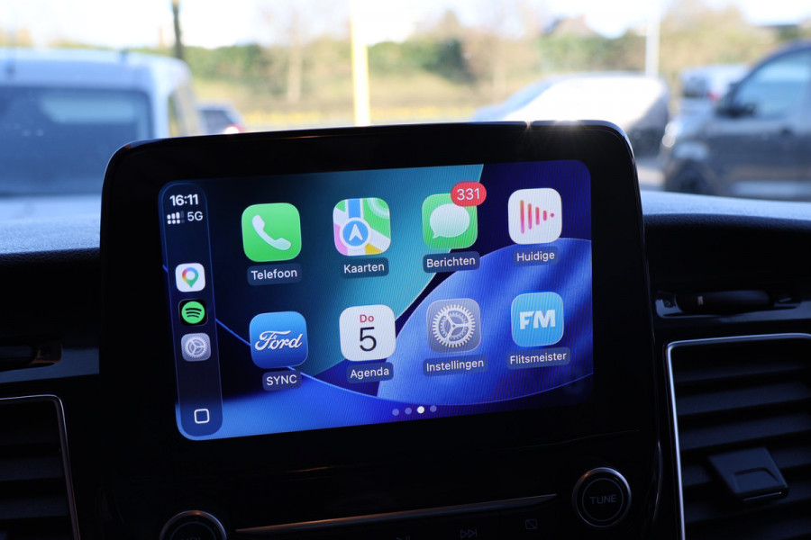 Ford Transit Custom 310 2.0 TDCI L2H1 Sport | L+R Schuifdeur | CarPlay | Bi-Xenon | Camera | Stoelverwarming | Standkachel | Dakdragers | Trekhaak | Nieuwe APK | 3-Zitter | Automaat