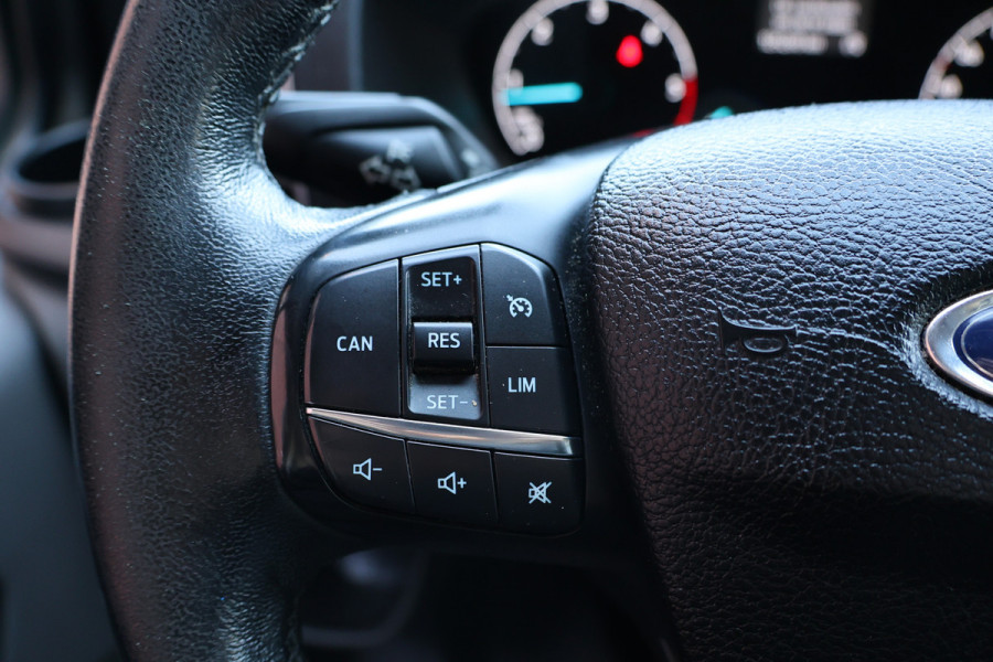 Ford Transit Custom 310 2.0 TDCI L2H1 Sport | L+R Schuifdeur | CarPlay | Bi-Xenon | Camera | Stoelverwarming | Standkachel | Dakdragers | Trekhaak | Nieuwe APK | 3-Zitter | Automaat