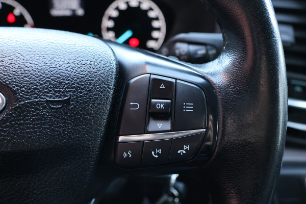 Ford Transit Custom 310 2.0 TDCI L2H1 Sport | L+R Schuifdeur | CarPlay | Bi-Xenon | Camera | Stoelverwarming | Standkachel | Dakdragers | Trekhaak | Nieuwe APK | 3-Zitter | Automaat