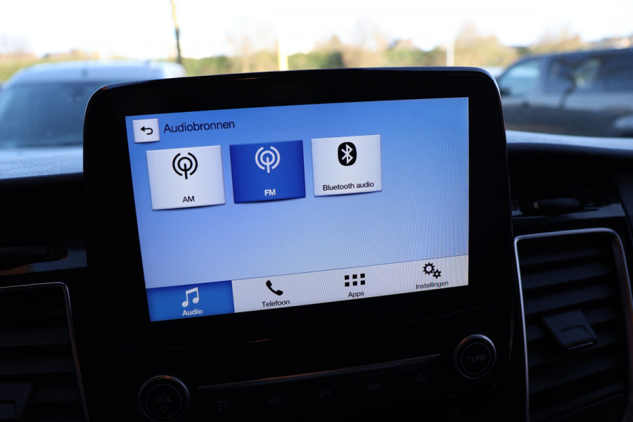 Ford Transit Custom 310 2.0 TDCI L2H1 Sport | L+R Schuifdeur | CarPlay | Bi-Xenon | Camera | Stoelverwarming | Standkachel | Dakdragers | Trekhaak | Nieuwe APK | 3-Zitter | Automaat