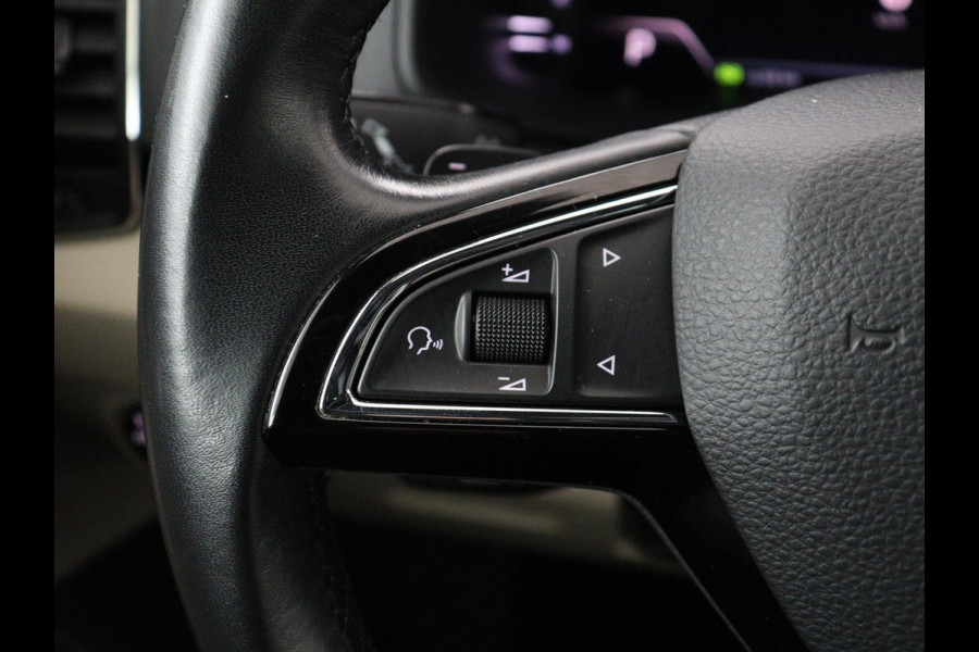 Škoda Karoq 1.5 TSI Style | Stoelverwarming | Virtual Cockpit | Adaptive cruise | Carplay | Achterbankverwarming | Navigatie | Keyless | Full LED | Parkeerhulp | Stuurverwarming |