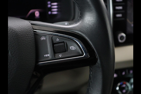 Škoda Karoq 1.5 TSI Style | Stoelverwarming | Virtual Cockpit | Adaptive cruise | Carplay | Achterbankverwarming | Navigatie | Keyless | Full LED | Parkeerhulp | Stuurverwarming |