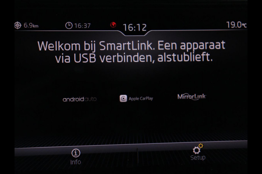 Škoda Karoq 1.5 TSI Style | Stoelverwarming | Virtual Cockpit | Adaptive cruise | Carplay | Achterbankverwarming | Navigatie | Keyless | Full LED | Parkeerhulp | Stuurverwarming |