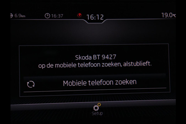 Škoda Karoq 1.5 TSI Style | Stoelverwarming | Virtual Cockpit | Adaptive cruise | Carplay | Achterbankverwarming | Navigatie | Keyless | Full LED | Parkeerhulp | Stuurverwarming |