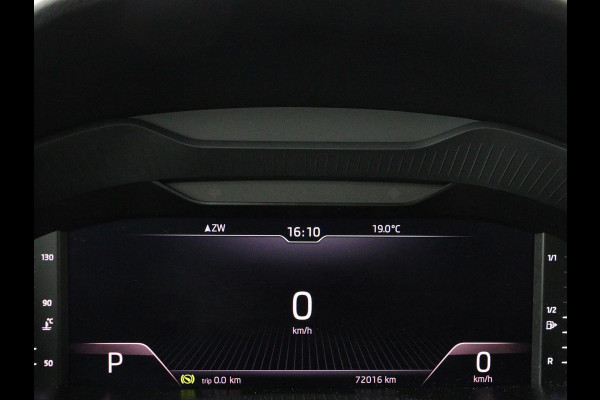 Škoda Karoq 1.5 TSI Style | Stoelverwarming | Virtual Cockpit | Adaptive cruise | Carplay | Achterbankverwarming | Navigatie | Keyless | Full LED | Parkeerhulp | Stuurverwarming |