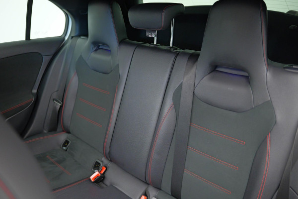 Mercedes-Benz A-Klasse 200 Launch Edition Premium Plus |Pano|Ambient|Carplay|AMG|
