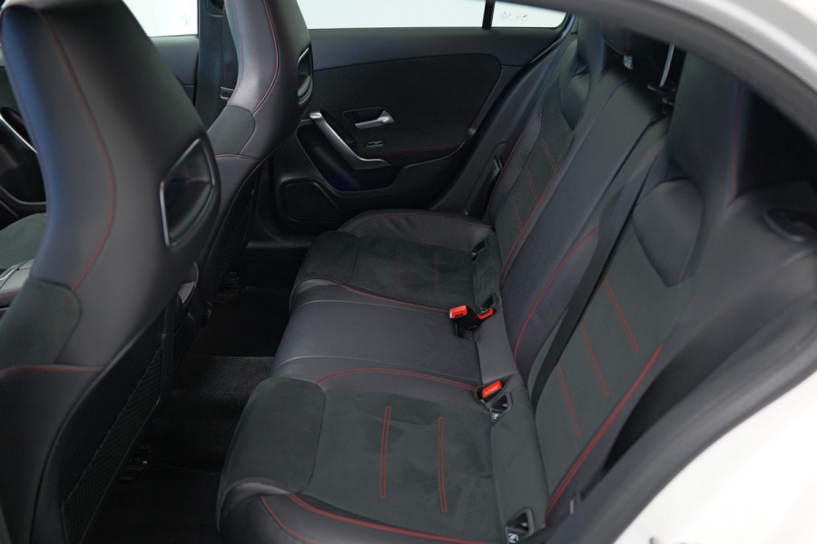 Mercedes-Benz A-Klasse 200 Launch Edition Premium Plus |Pano|Ambient|Carplay|AMG|