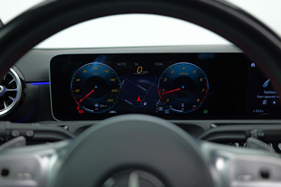 Mercedes-Benz A-Klasse 200 Launch Edition Premium Plus |Pano|Ambient|Carplay|AMG|