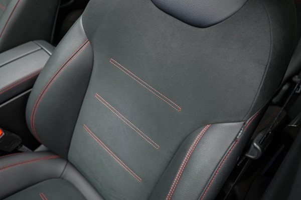 Mercedes-Benz GLA GLA 250e AMG Line |Pano|Memory|Ambient|Adaptive|