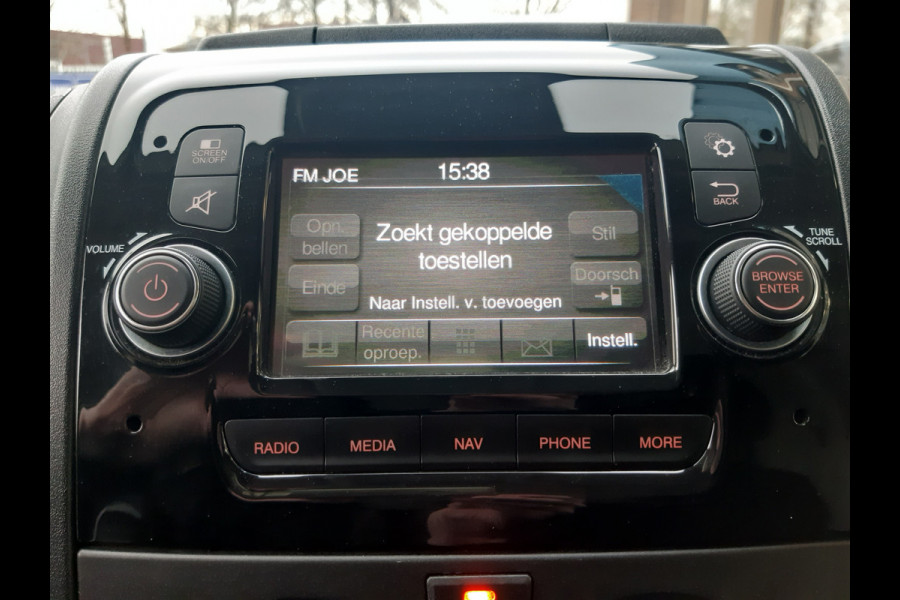 Peugeot Boxer 2.2 BlueHDi 140 Pk - 103 Kw L2/H2 Airco Navi Cruise Control