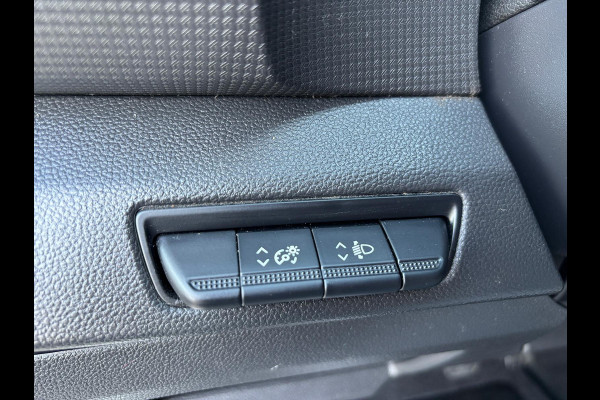 Renault Trafic T30 L2H1 150PK AUTOMAAT LED AIRCO CRUISE CONTROL CAMERA NAVIGATIE CARPLAY