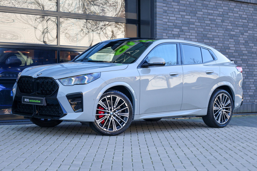 BMW X2 sDrive20i M-Sport | NIEUWSTAAT! | BTW | PANO | HUD | ELEK TREKHAAK | CAMERA ACHTER | SHADOW LINE |