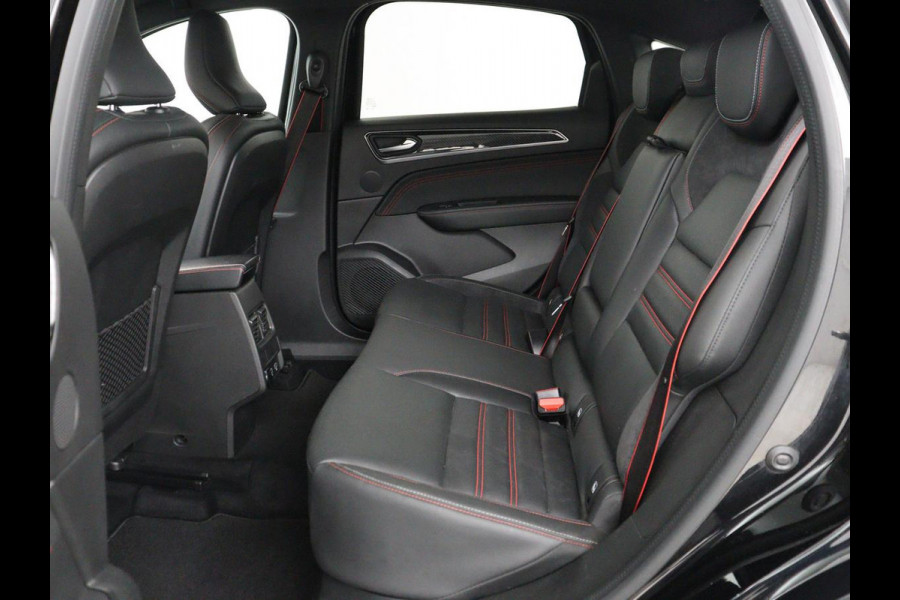 Renault Arkana 1.6 E-Tech Hybrid 145 R.S. Line | Leder/Alcantara | Trekhaak | Stoelverwarming | Adaptive cruise | Camera | Carplay | Keyless | Park Assist | Full LED | Navigatie | Stuurverwarming