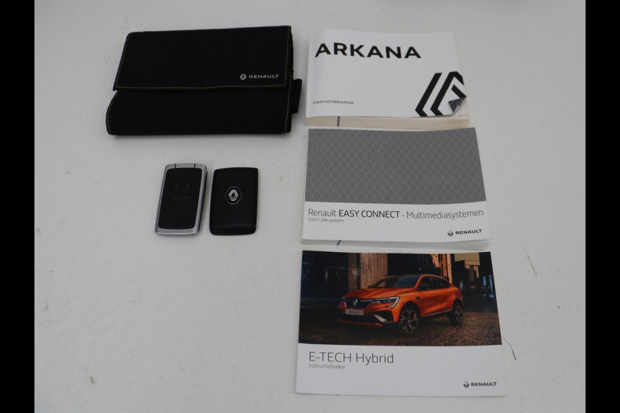Renault Arkana 1.6 E-Tech Hybrid 145 R.S. Line | Leder/Alcantara | Trekhaak | Stoelverwarming | Adaptive cruise | Camera | Carplay | Keyless | Park Assist | Full LED | Navigatie | Stuurverwarming