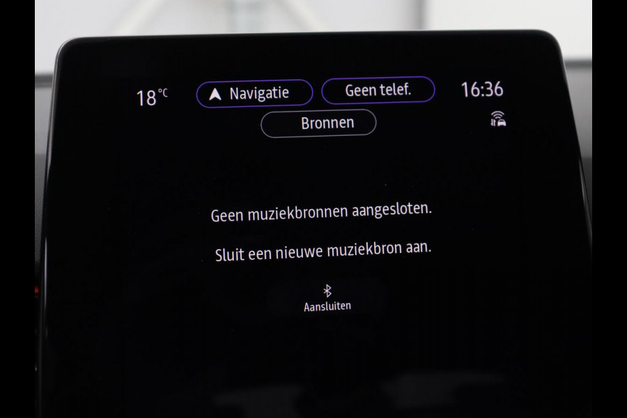 Renault Arkana 1.6 E-Tech Hybrid 145 R.S. Line | Leder/Alcantara | Trekhaak | Stoelverwarming | Adaptive cruise | Camera | Carplay | Keyless | Park Assist | Full LED | Navigatie | Stuurverwarming