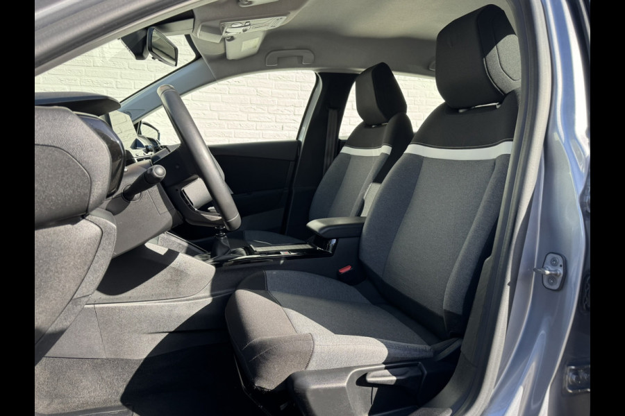 Citroën C4 1.2 PureTech Feel Cruise control Airco Apple/Android Carplay Navi Camera plus Parkeersoren achter