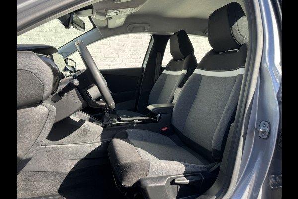 Citroën C4 1.2 PureTech Feel Cruise control Airco Apple/Android Carplay Navi Camera plus Parkeersoren achter