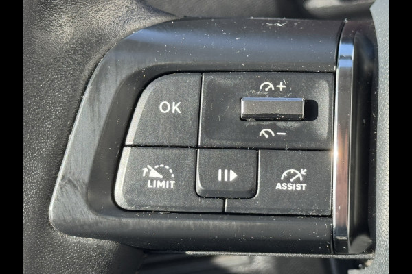 Citroën C4 1.2 PureTech Feel Cruise control Airco Apple/Android Carplay Navi Camera plus Parkeersoren achter