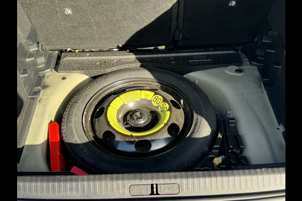 Citroën C4 1.2 PureTech Feel Cruise control Airco Apple/Android Carplay Navi Camera plus Parkeersoren achter