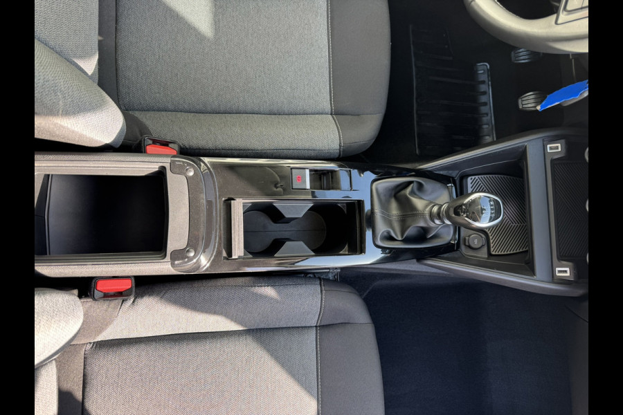 Citroën C4 1.2 PureTech Feel Cruise control Airco Apple/Android Carplay Navi Camera plus Parkeersoren achter