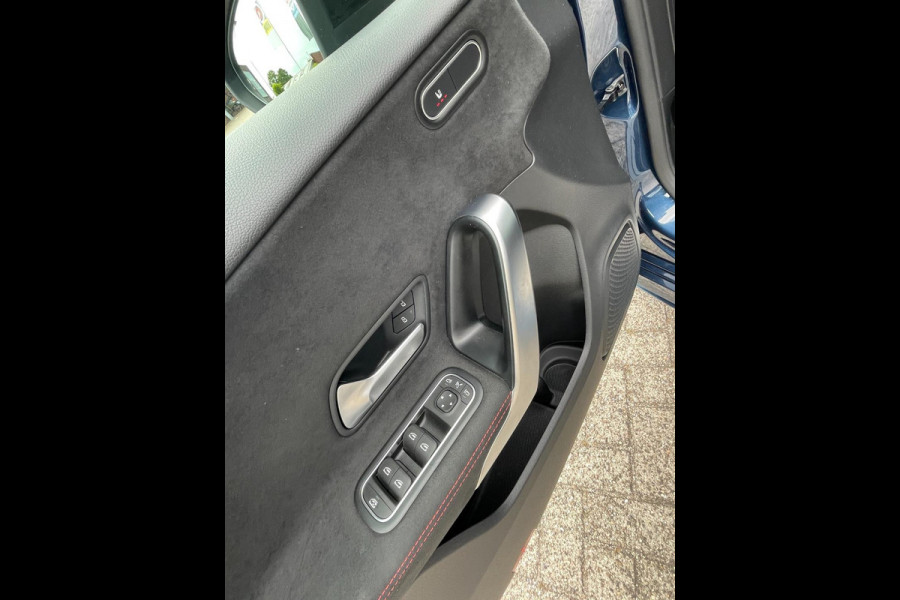 Mercedes-Benz A-Klasse 180 Advantage | panoramadak |