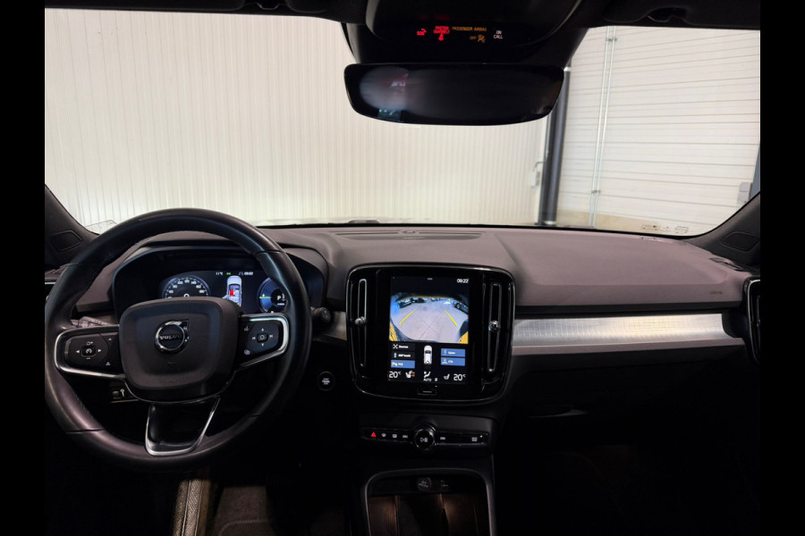 Volvo XC40 T4 Aut. Plug-in Hybrid Plus Dark ACC Stoelverwarming 211pk