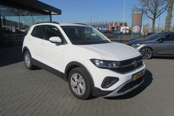 Volkswagen T-Cross 1.0 TSI Life Edition Automaat, Cruise Control, PDC V+A, Stoelverw, Carplay