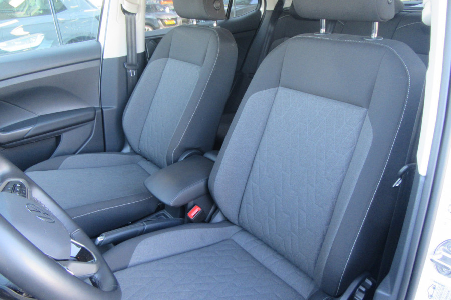 Volkswagen T-Cross 1.0 TSI Life Edition Automaat, Cruise Control, PDC V+A, Stoelverw, Carplay