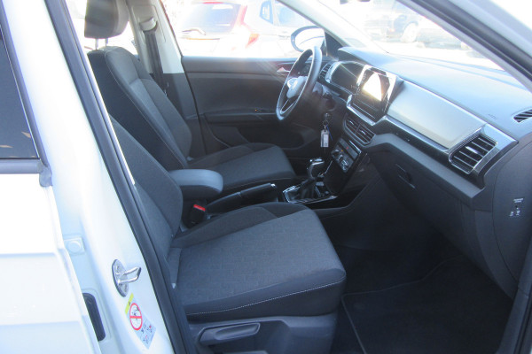 Volkswagen T-Cross 1.0 TSI Life Edition Automaat, Cruise Control, PDC V+A, Stoelverw, Carplay